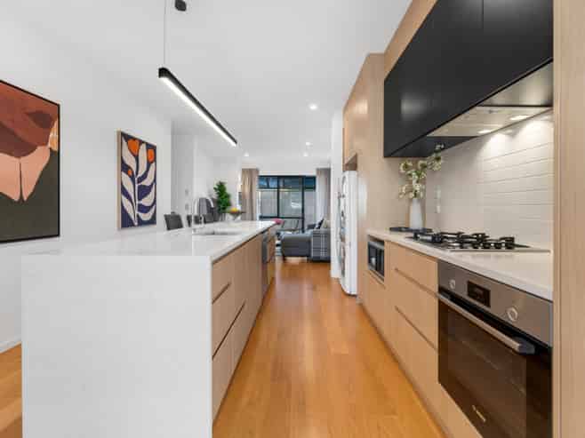 8 Whakaora Lane, Flat Bush