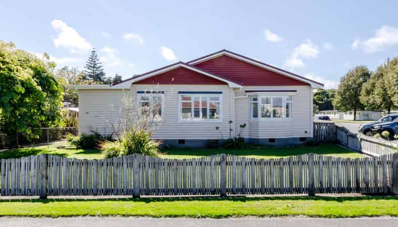 236 Stafford Street, HOKITIKA