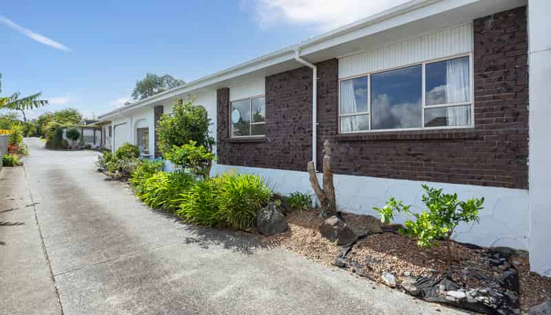 1/51A View Road, Henderson