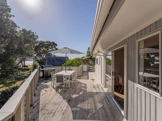 32 McCall Ave, Pauanui