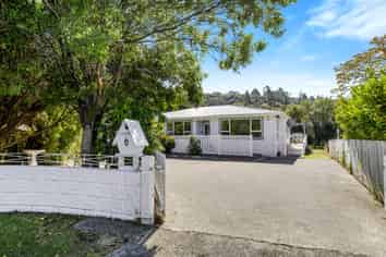 6 Kapuranga Grove, Stokes Valley