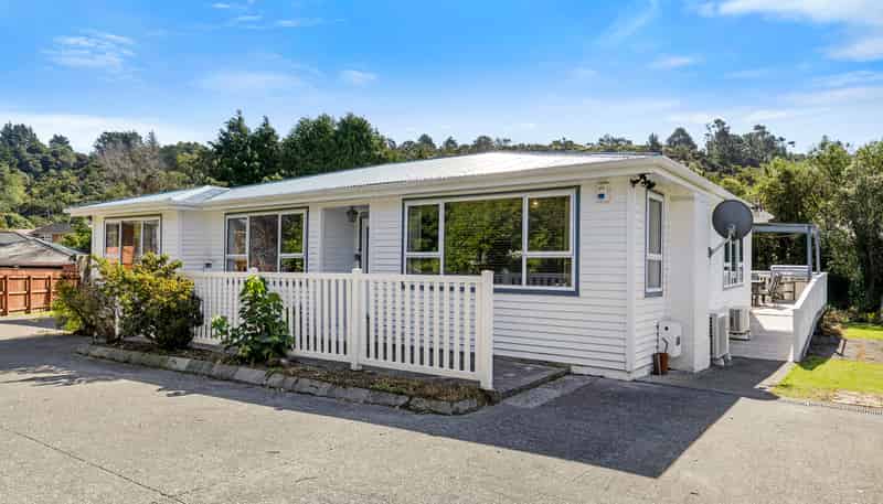 6 Kapuranga Grove, Stokes Valley