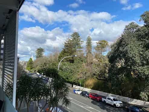 301/10 Waterloo Quadrant, Auckland Central