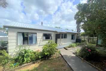 75A Rosier Road, Glen Eden