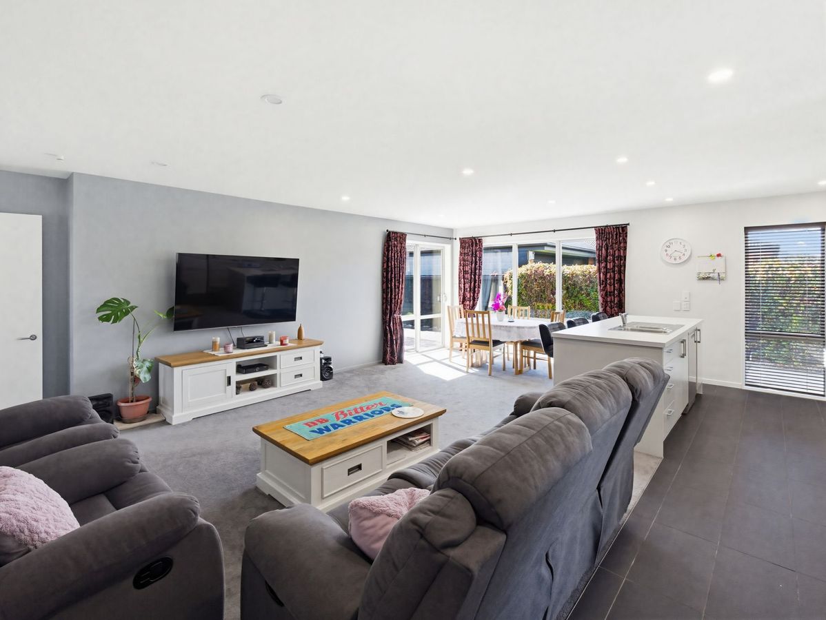 Family-Focused Living on Mackworth Street - Widok 3