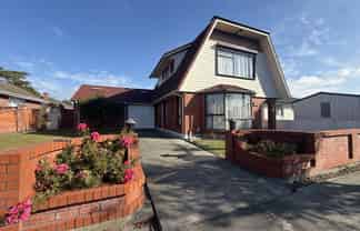 80 Dunedin Street, Redwood