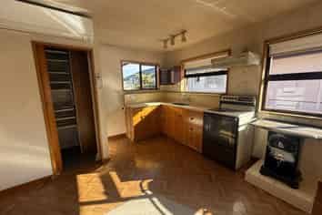 80 Dunedin Street, Redwood