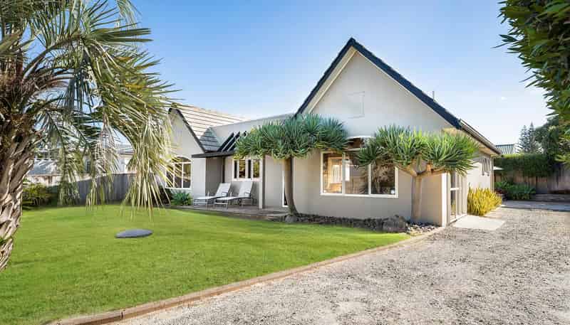  28 Success Court, Omaha