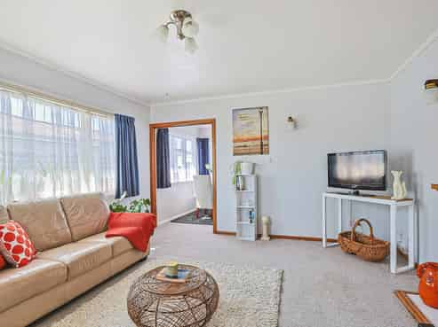 110 Morris Spence Avenue, Onekawa