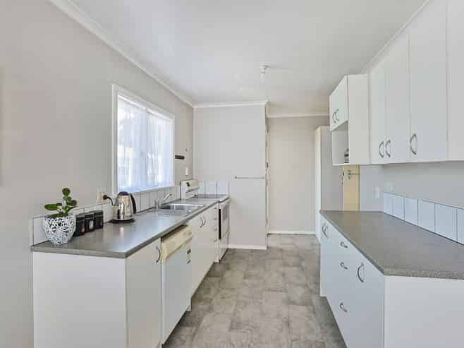 110 Morris Spence Avenue, Onekawa