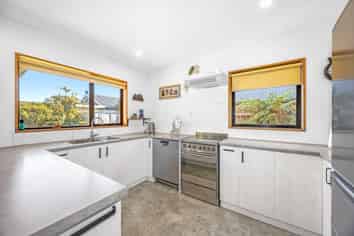 10 Pony Lane, Spreydon