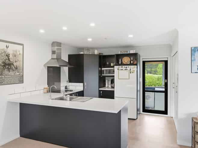 1202 State Highway 3, Kai Iwi