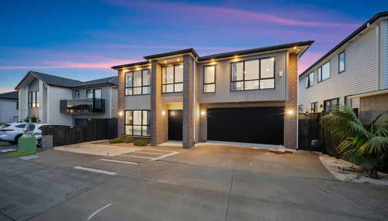 19 Dungloe Avenue, Flat Bush