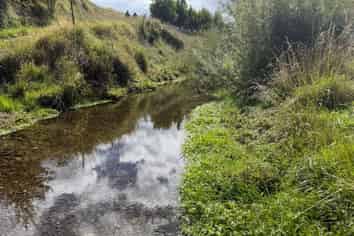 . Tamaki East Road, Dannevirke