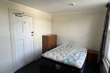 7/19 Canongate, Dunedin Central