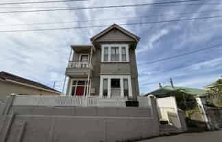 7/19 Canongate, Dunedin Central