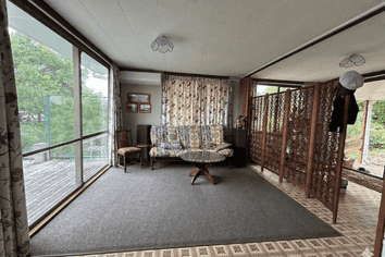 28 Hillside Cres, Leigh