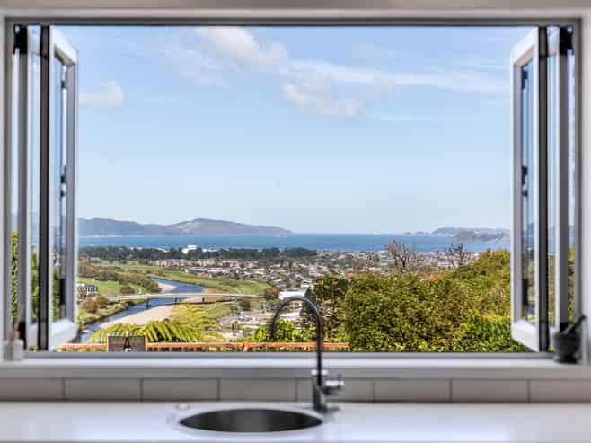 19 City View Grove, Harbour View