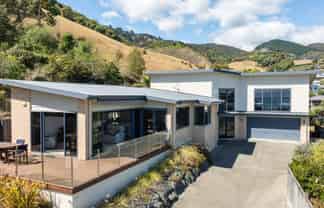 11 Rainbow Drive, Atawhai