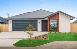 7 McCaw Road, LINCOLN