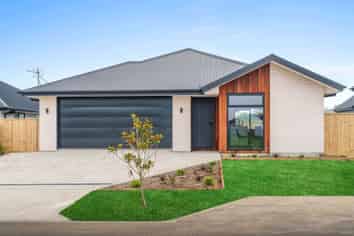 7 McCaw Road, LINCOLN
