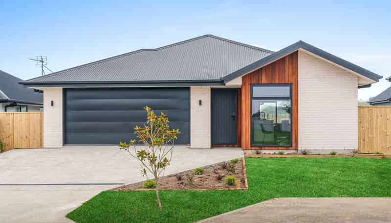 7 McCaw Road, LINCOLN