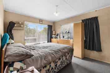 1045B Kauri Place, Mahora