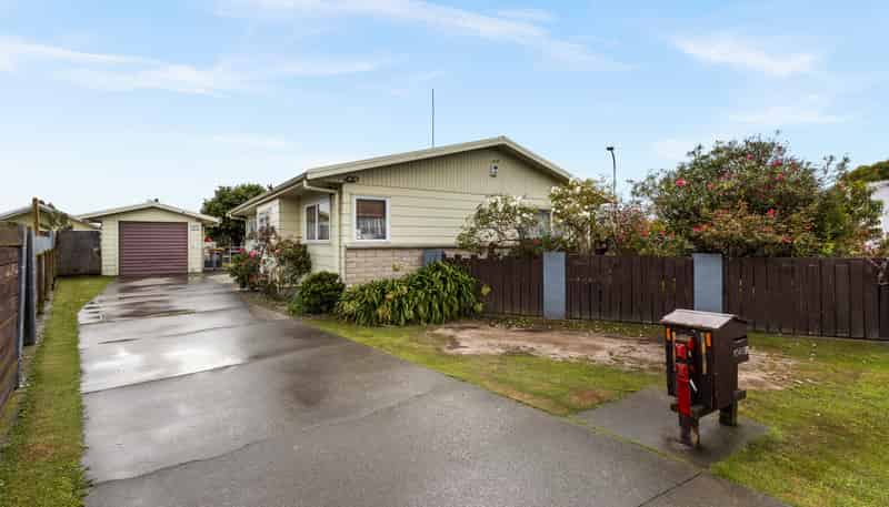 1045B Kauri Place, Mahora