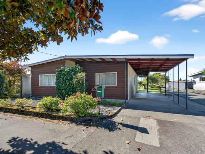 30 Victoria Street, Carterton