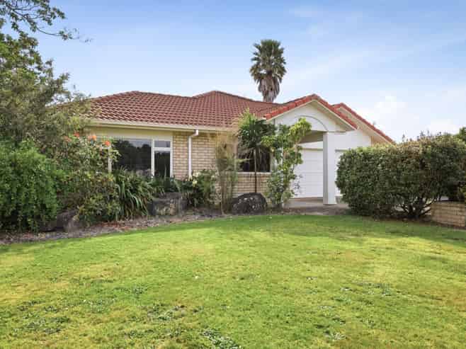 37 Tomika Crescent, Papamoa Beach