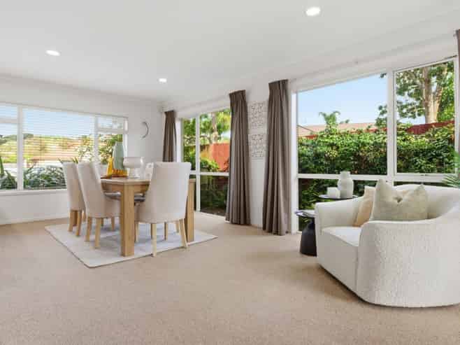 37 Tomika Crescent, Papamoa Beach