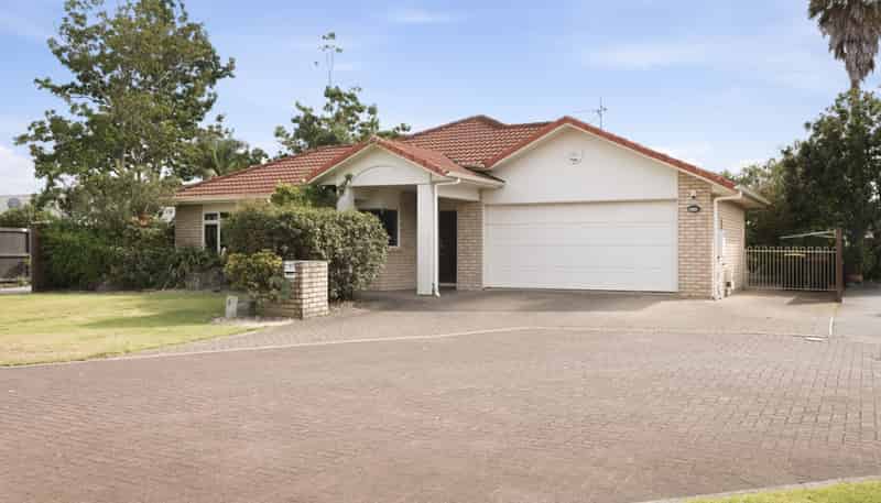37 Tomika Crescent, Papamoa Beach