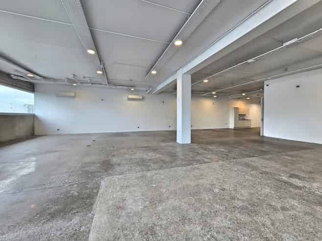 Elegant Showroom/Office in Eden Terrace