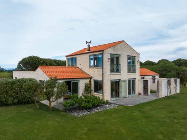 16 Hinepango Drive, Rarangi