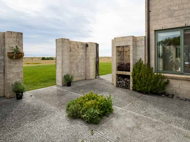 16 Hinepango Drive, Rarangi