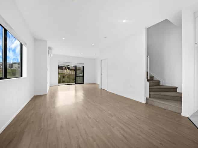 39B Crestview Rise, Papakura