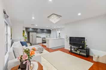 12A Blewitt Court, Swanson