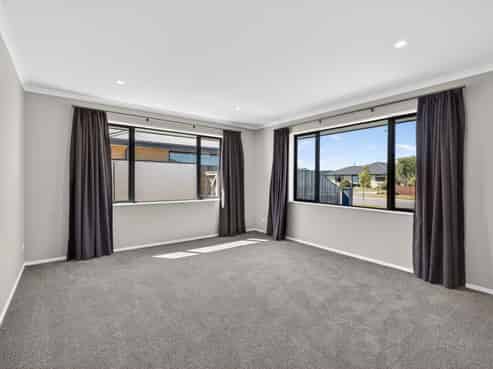 7 Cressy Place, Darfield