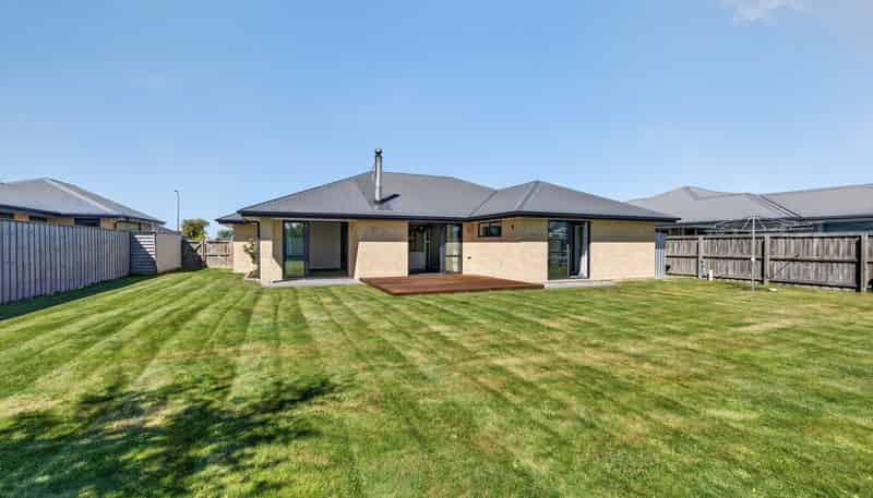 7 Cressy Place, Darfield