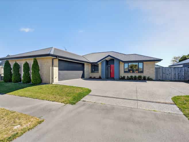 7 Cressy Place, Darfield