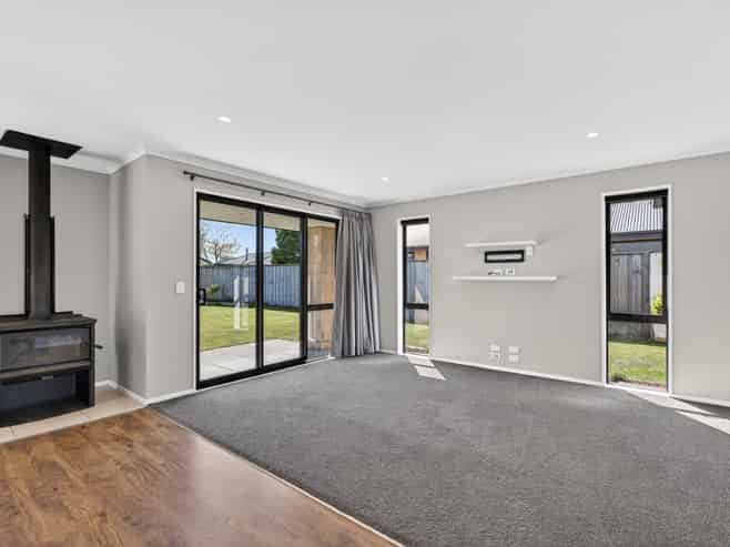 7 Cressy Place, Darfield