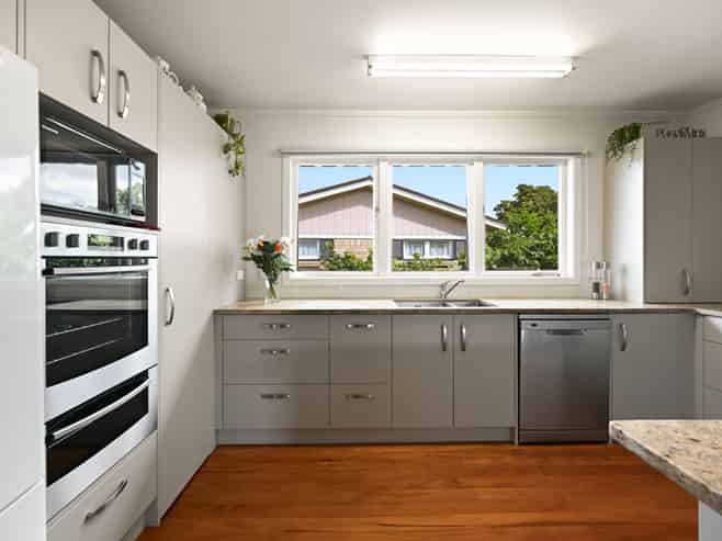 6 Eton Drive, Hillcrest