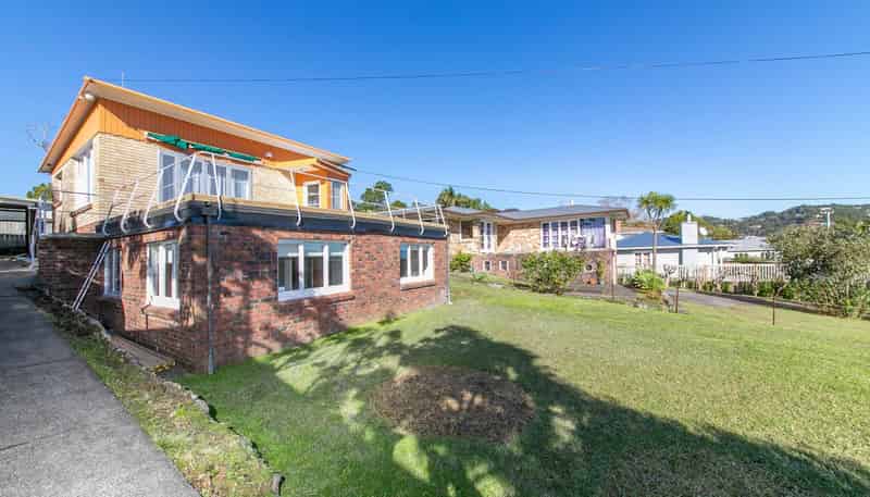 27 Highland Avenue, Titirangi