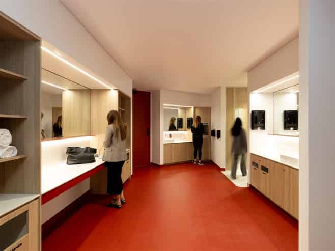 Walk-in Premium Grade Office Floor