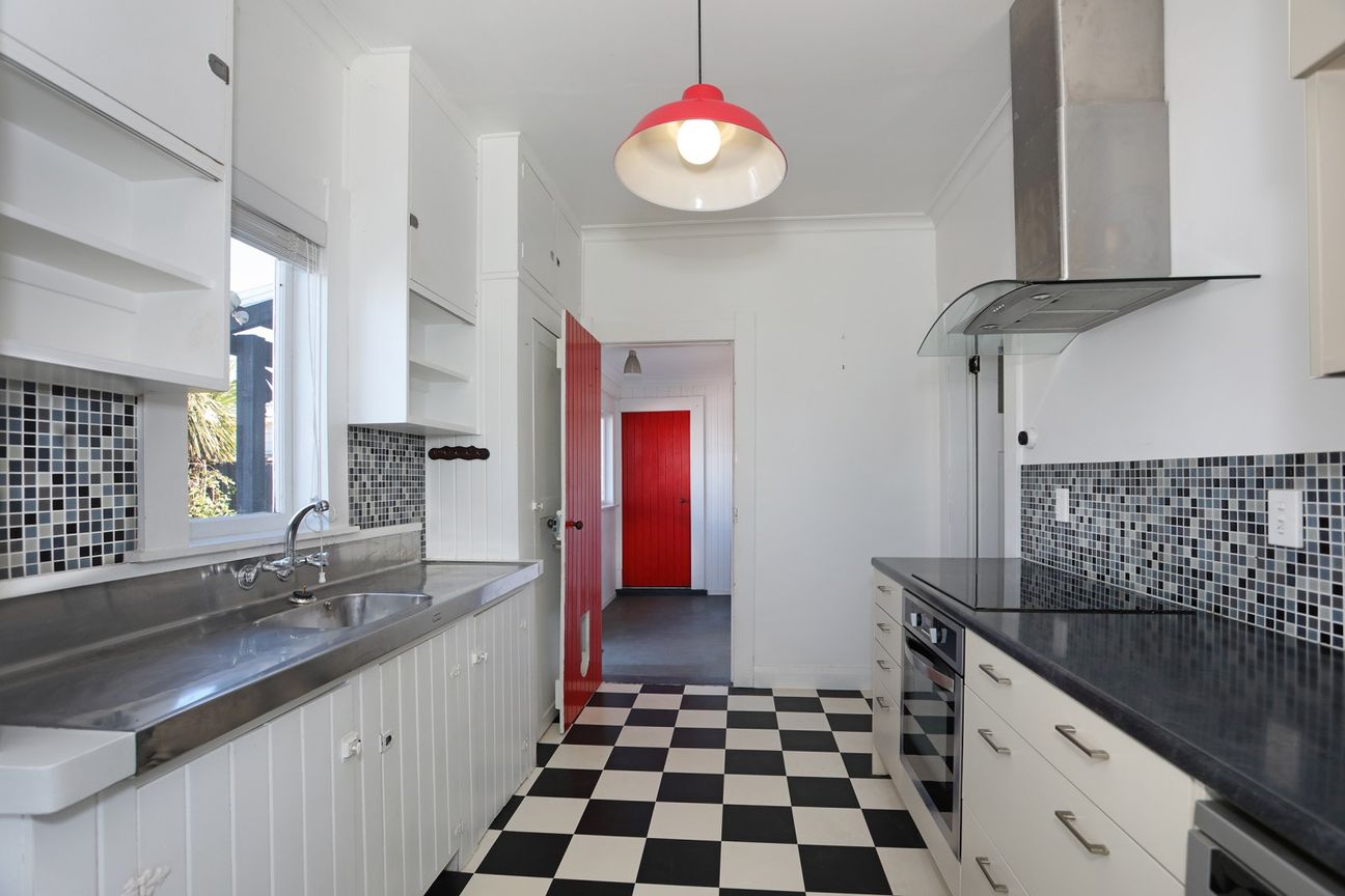 Timeless 1930s charm, modern CBD living - Bild 3
