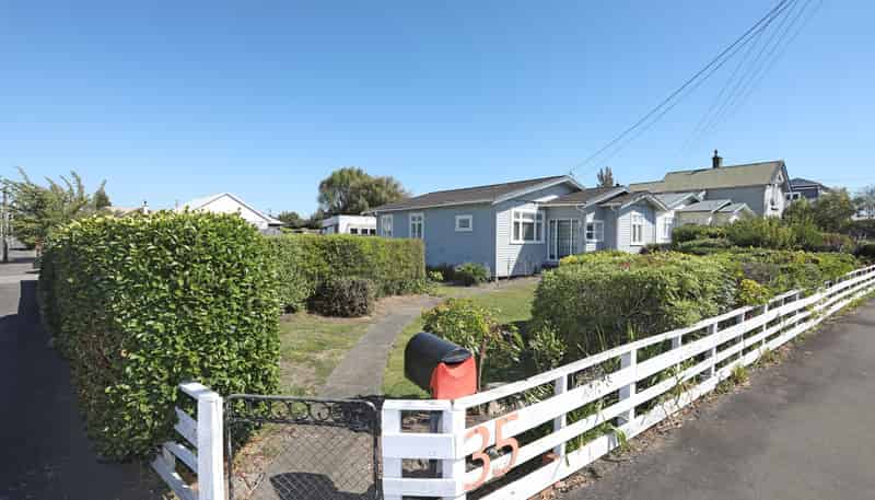 35 High Street, Marton