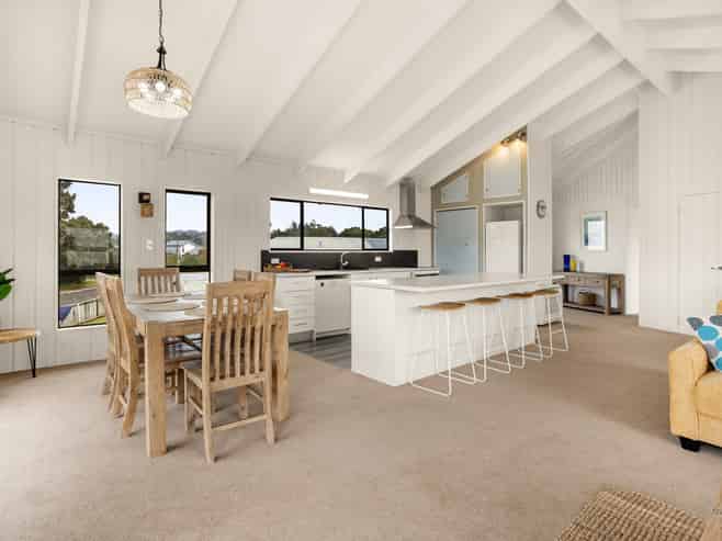 81 Catherine Crescent, Whitianga