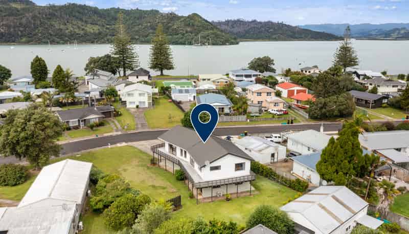 81 Catherine Crescent, Whitianga