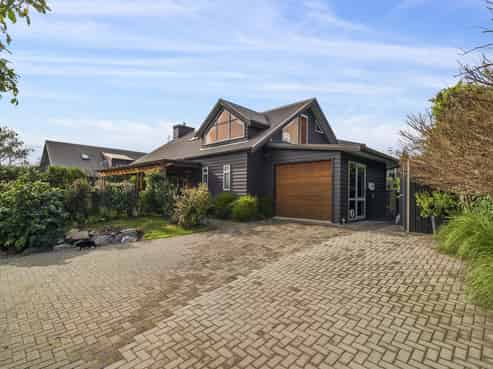 57A Pataka Road, Hilltop