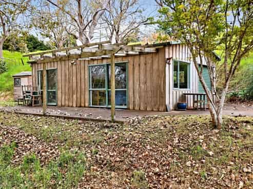 102B James Road, Maungaturoto